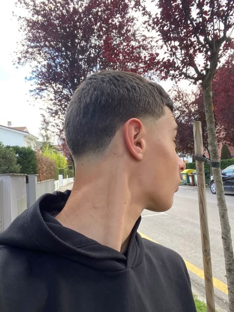 Low Taper Buzz Cut